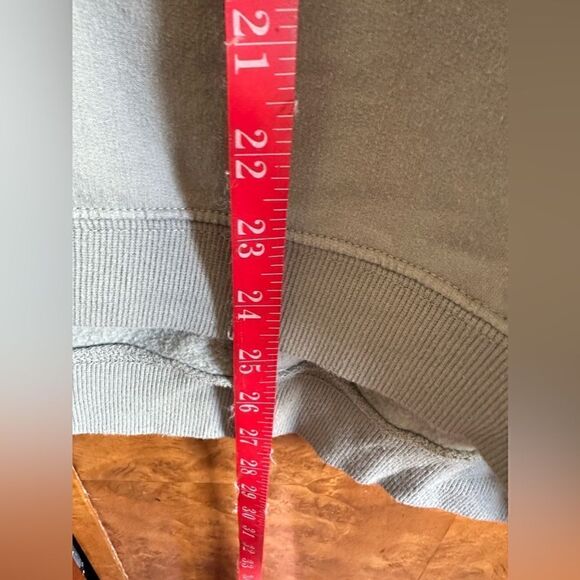 Grow your own way sweatshirt 🦋🌿 - Picture 5 of 8